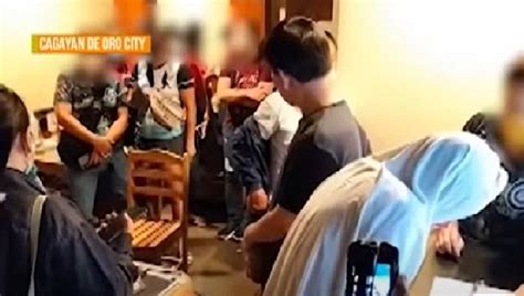 Lalaking Koreano, huli sa loob ng isang inn na may kasamang 2 .